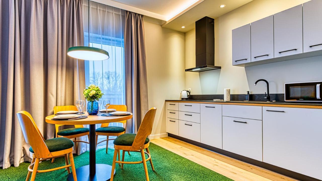 Apartamenty Vip Centrum - Wczasowa 17 By Royal Aparts Świeradów-Zdrój Exterior foto